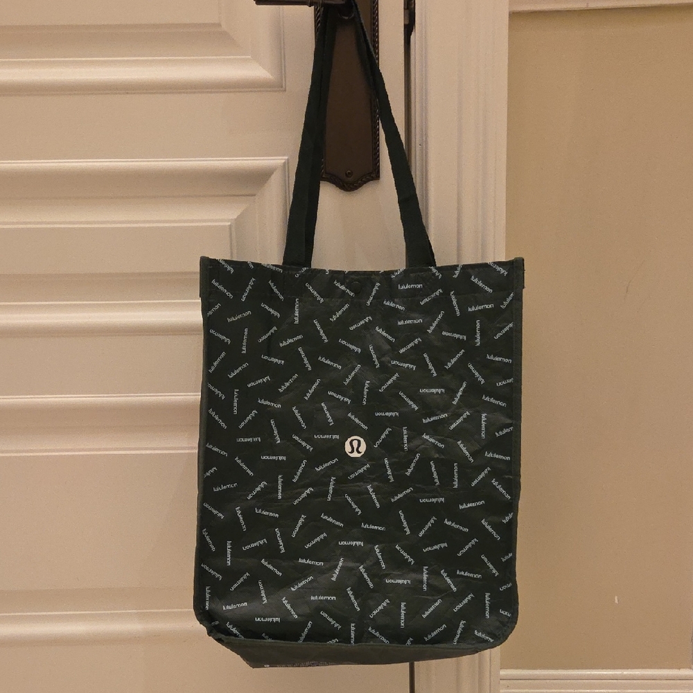 LULULEMON LARGE REUSABLE PLASTIC BAG TOTE SHOPPING BAG 16" X 14"